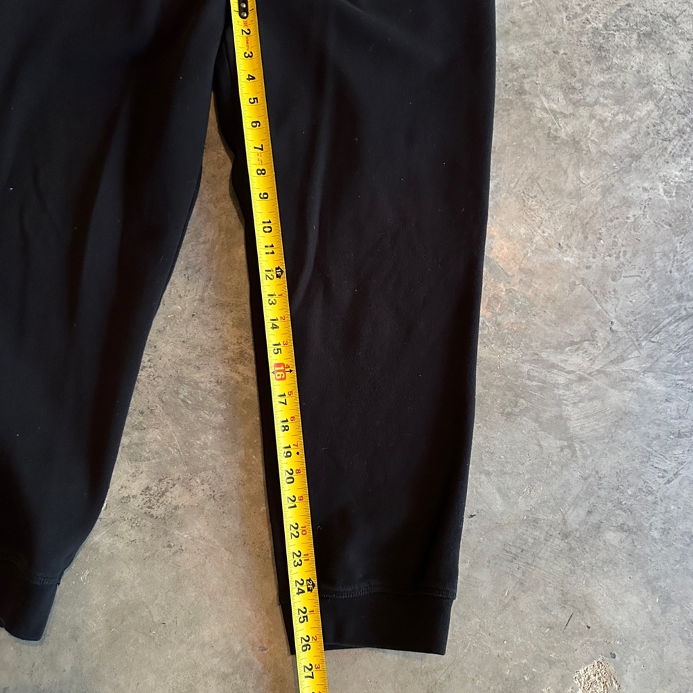 Men's Nautica Black Jogger Pants - Picture 2 of 7